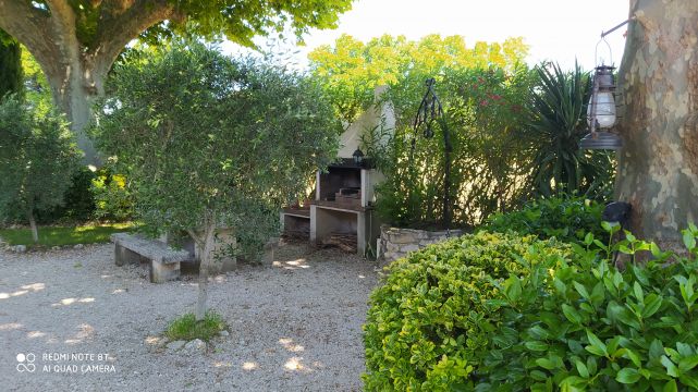 Gite in Cabannes (Provence) - Anzeige N  1657 Foto N1