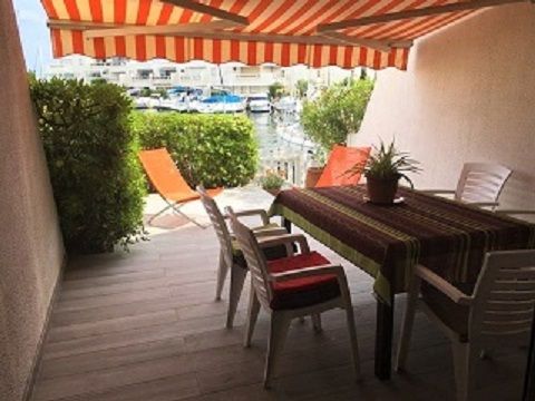 Flat in Port-Camargue  grau du roi - Vacation, holiday rental ad # 25841 Picture #1