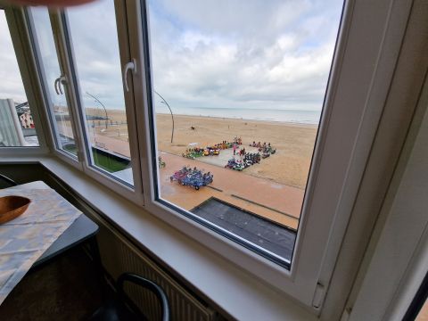 Flat in De Panne - Vacation, holiday rental ad # 26820 Picture #6