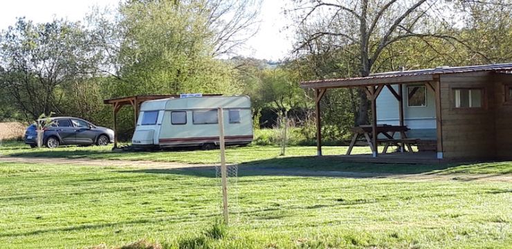 Caravan in Lespielle - Vacation, holiday rental ad # 27512 Picture #2