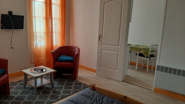 Flat in Rochefort - Vacation, holiday rental ad # 42588 Picture #3