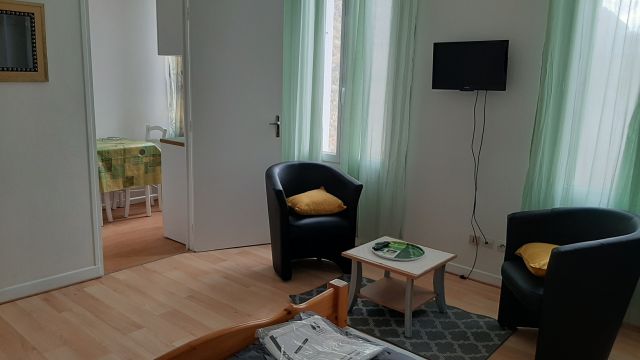 Flat in Rochefort - Vacation, holiday rental ad # 42589 Picture #1