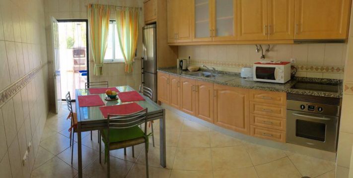 Flat in Fuseta - Vacation, holiday rental ad # 62402 Picture #2
