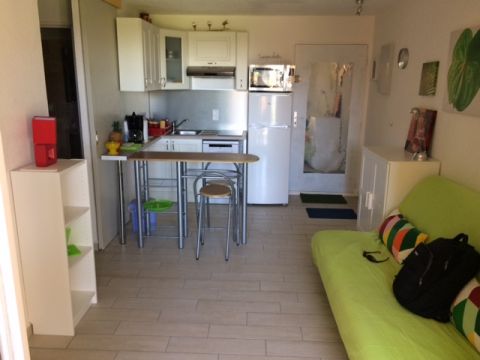 Flat in La Londe les Maures - Vacation, holiday rental ad # 62773 Picture #1