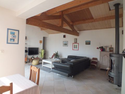 House in Dompierre sur Mer - Vacation, holiday rental ad # 63500 Picture #2