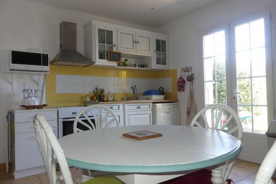 Flat in Pierrevert - Vacation, holiday rental ad # 65179 Picture #1