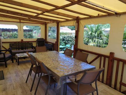 Chalet in St pierre d'oleron - Vacation, holiday rental ad # 66498 Picture #1