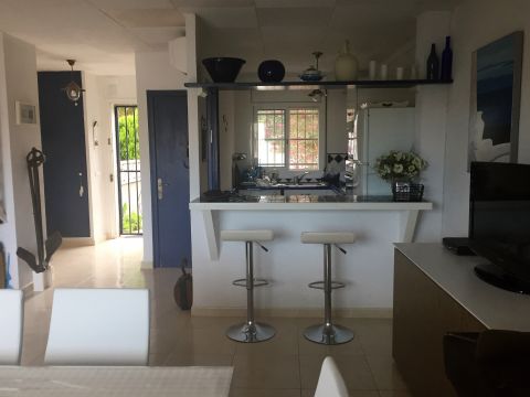 House in Empuriabrava - Vacation, holiday rental ad # 66866 Picture #2