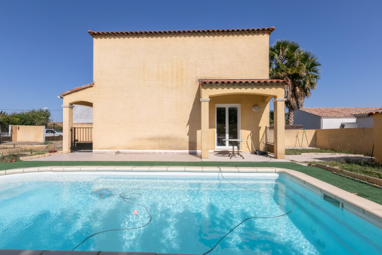 Haus in Pinet fr  8 •   mit privat Schwimmbad 