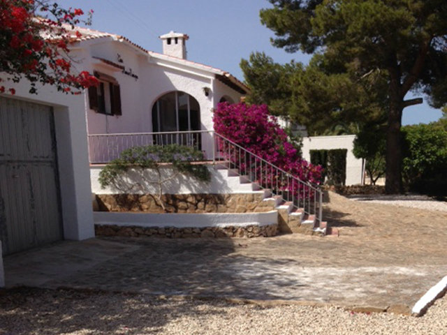 Haus in Calpe fr  5 •   mit Terrasse 