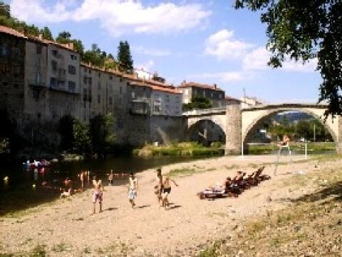 Gite in Lavoute chilhac - Vacation, holiday rental ad # 11379 Picture #5 thumbnail