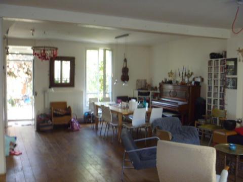 Maison à Bois colombes - Location vacances, location saisonnière n°11748 Photo n°1