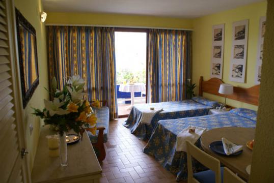 Flat in Ibiza - Vacation, holiday rental ad # 12452 Picture #2 thumbnail