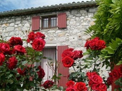 Gite  Balazuc pour  5 •   avec terrasse 