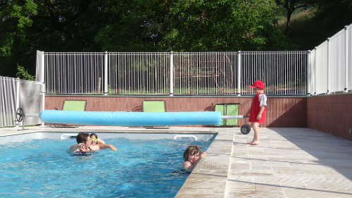 Gite  Villecomtal pour  8 •   avec piscine partage 