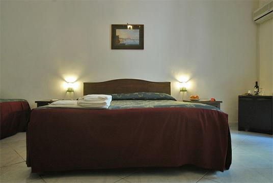 House in Naples - Vacation, holiday rental ad # 6333 Picture #3
