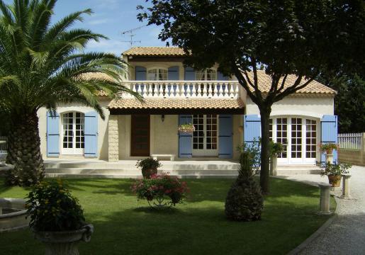 House in Fontvieille - Vacation, holiday rental ad # 6540 Picture #0
