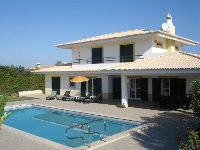 Villa Margarida for 12 - Private pool, garden and parking Very quiet p...