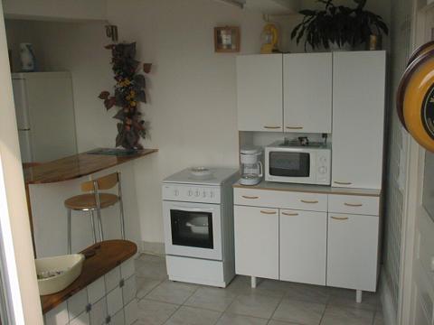 Flat in Auxerre - Vacation, holiday rental ad # 7745 Picture #2 thumbnail