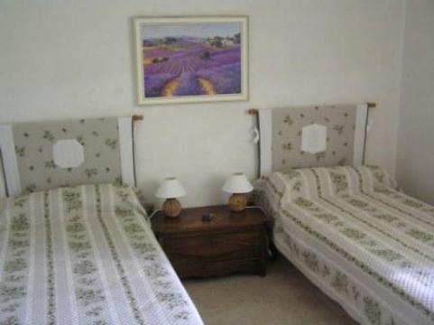 Gite in Céreste en Luberon - Vacation, holiday rental ad # 7907 Picture #4 thumbnail