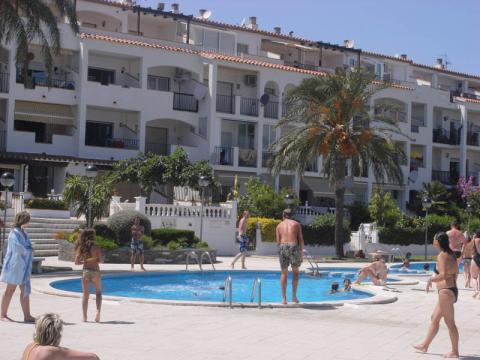 Flat in Empuriabrava - Vacation, holiday rental ad # 8308 Picture #5 thumbnail
