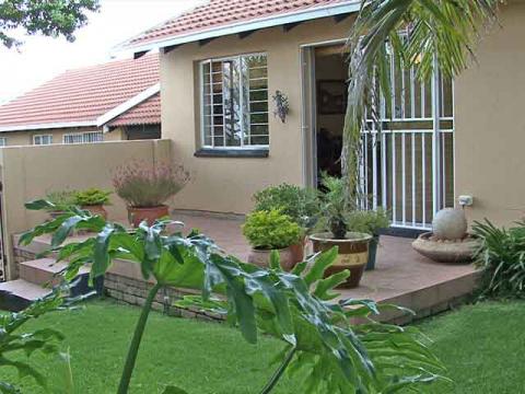 Chalet in Johannesburg - Vacation, holiday rental ad # 8430 Picture #1 thumbnail