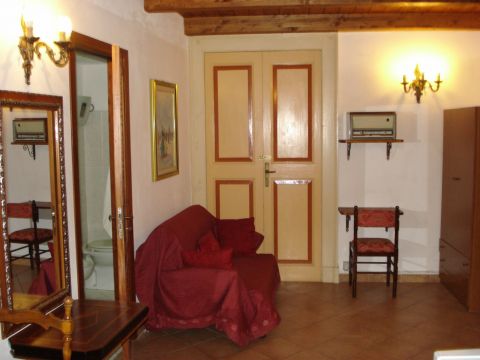 House in Tropea - studio celine inside 'palazzo' bragh 1721 - Vacation, holiday rental ad # 8866 Picture #3