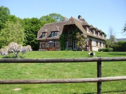 Maison  Canapville pour  5 •   avec balcon 