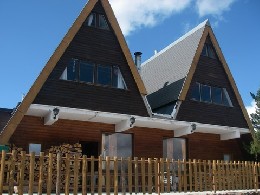 Casa rural en Les angles para  24 •   con terraza 