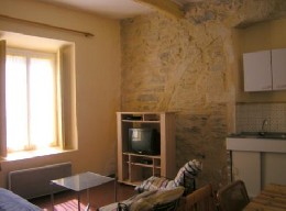Appartement  Clarensac pour  4 •   avec piscine partage 