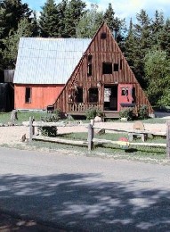 Chalet  Sacr-coeur sur le fjord du saguenay pour  12 •   4 chambres 