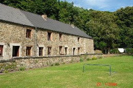 Gite  Vireux-wallerand pour  4 •   avec terrasse 