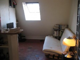 Studio in Paris for   2 •  Facing SE  