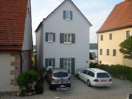 Casa en Bavaria near nuremberg lakeside cottage para  7 •   vista a un lago 