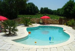 Gîte avec piscine Ardèche