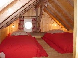 Chalet in St pierre d'entremont en chartreuse for   4 •   private parking 