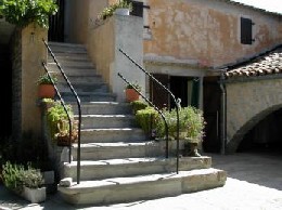 Haus in Pompignan fr  12 •   Haustiere erlaubt (Hund, Katze... ) 