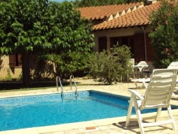 House in Saint-fliu-d'avall for   10 •   with private pool 