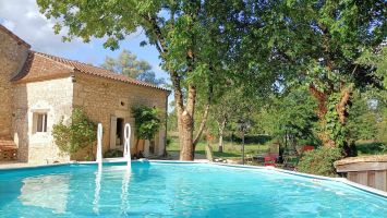 Gite in La sauvetat du dropt for   8 •   animals accepted (dog, pet...) 