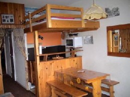 Appartement  Super-besse pour  5 •   1 salle de bains 