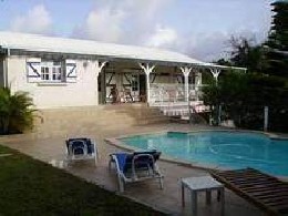 Gite in Petit-bourg for   4 •   with private pool 