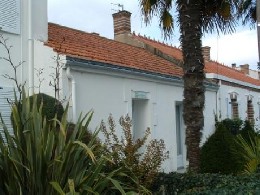 Haus in La tranche sur mer fr  6 •   mit Terrasse 