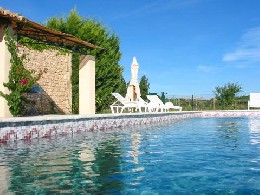 Ferme  Maussane les alpilles pour  4 •   avec piscine partage 