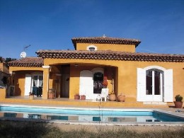 House in Sainte anastasie sur issole for   8 •   4 bedrooms 