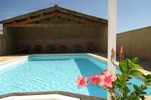 Casa en Balazuc para  8 •   con piscina privada 