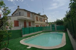 Casa rural en Lezan para  7 •   con terraza 