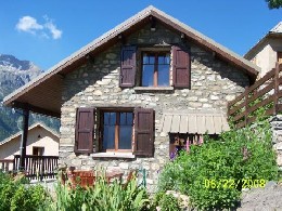 Chalet en montagne - Typique a la grave hautes alpes