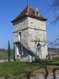 Casa rural en Clermont soubiran para  4 •   jardn 