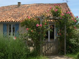 Gite  Cordes sur  ciel pour  4 •   avec piscine partage 