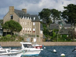 Perros-guirec -    vue sur mer 